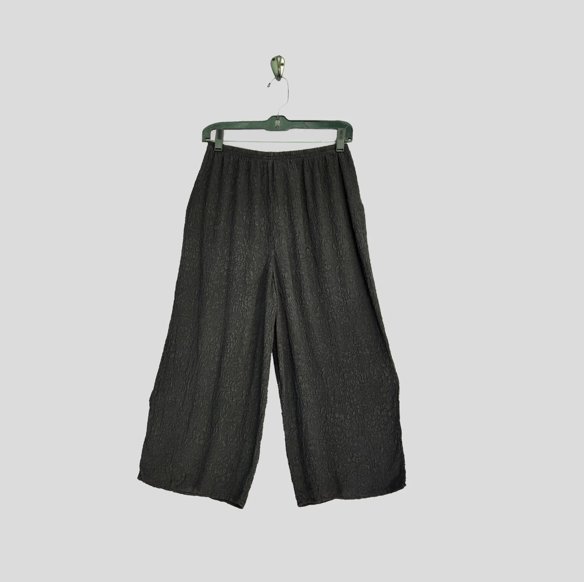 Boat Pants in Black Textured Silk