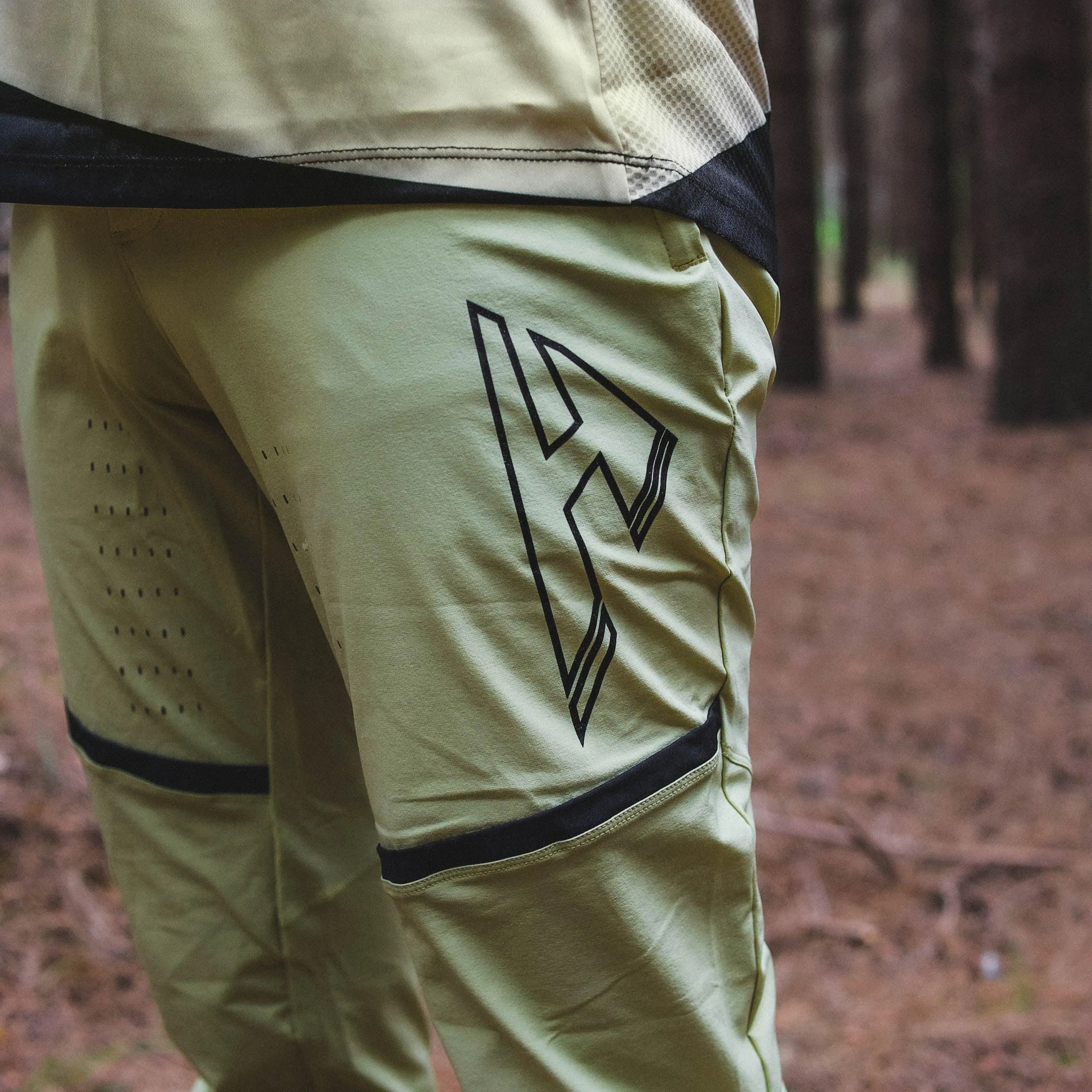 Rival Race Pants | Dijon Mustard