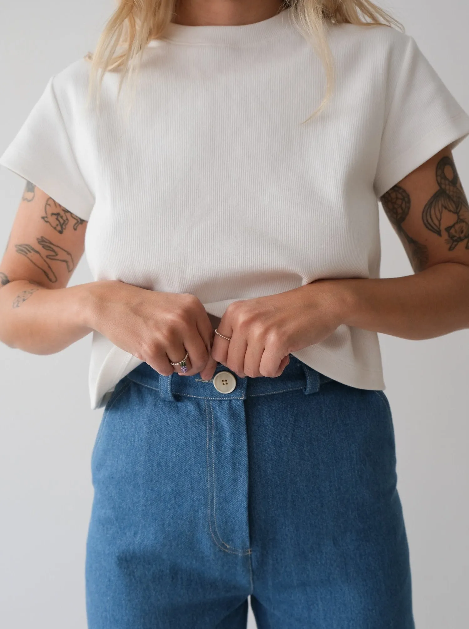 WILENSKY denim pant- 30 with button hole defect